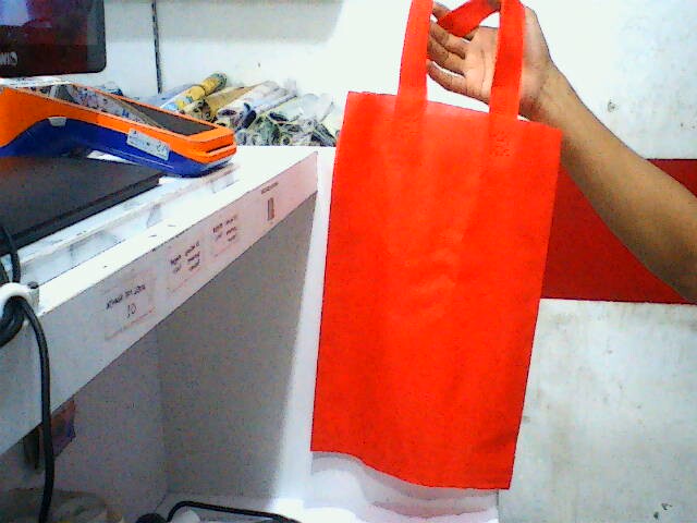 TAS BELANJA MERAH 25X35
